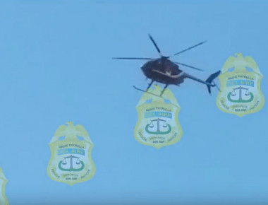 Καρέ-καρέ η πτώση του ελικοπτέρου με 4 νεκρούς στο Μεξικό! (βίντεο)